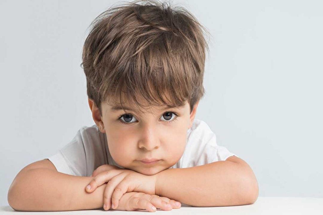 اسباب تأخر الكلام عند الاطفال