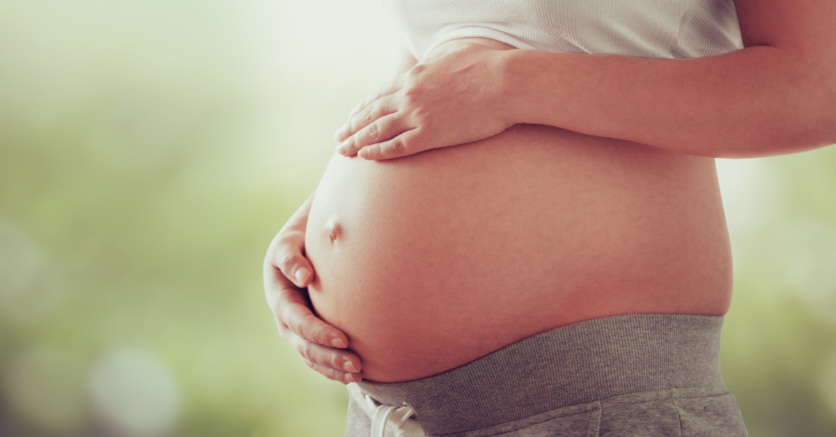 ما سبب تحجر بطن الحامل