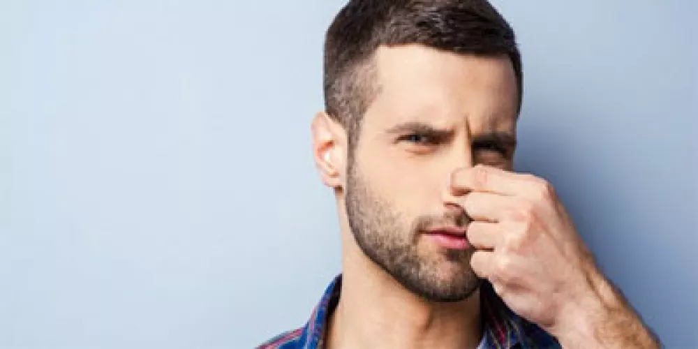 وصفات للتخلص من رائحة العرق