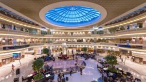 اكبر مطار في العالم