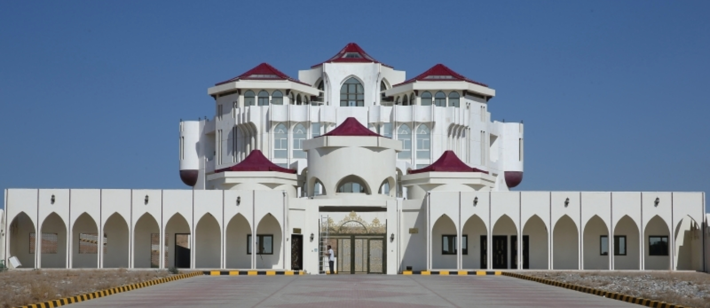 القصر الغامض