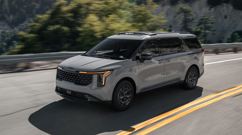 أسعار سيارات Kia Carnival Hybrid