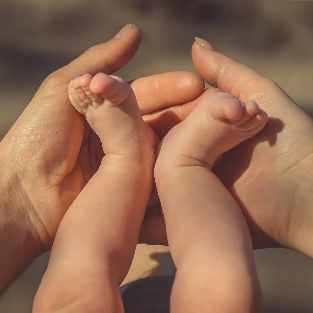 أعراض نقص فيتامين د والكالسيوم عند الأطفال