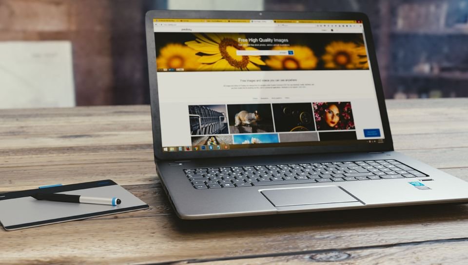 أفضل أجهزة لابتوب للطلاب 2025