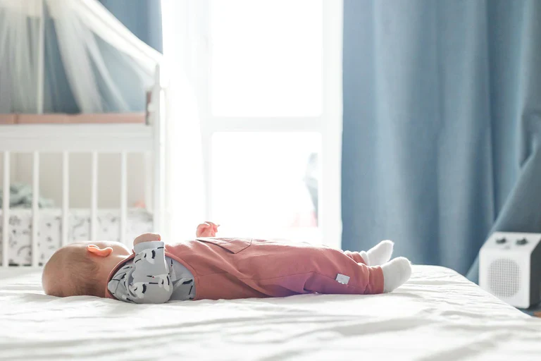 كيف اخفض حرارة الرضيع