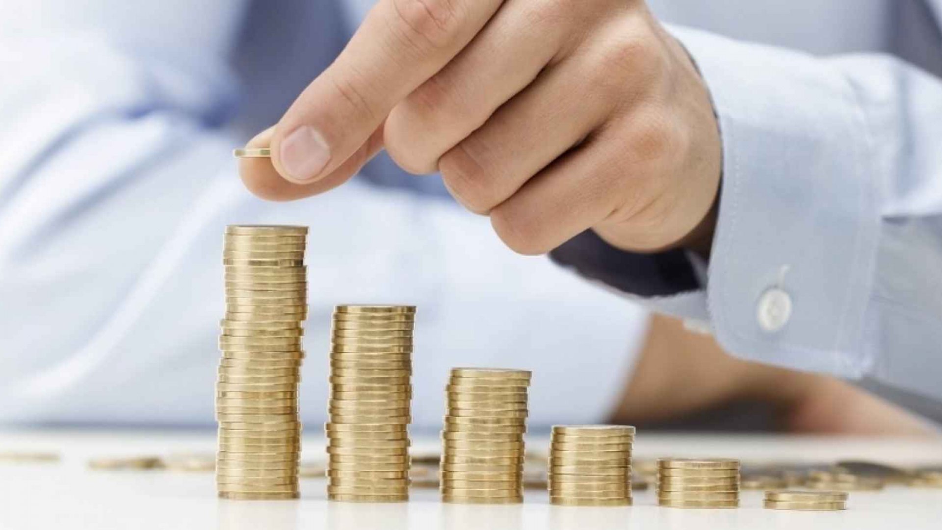 كيفية توفير المال بذكاء في الخليج