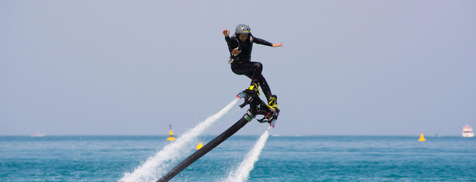 تجربة الطيران المائي في دبي