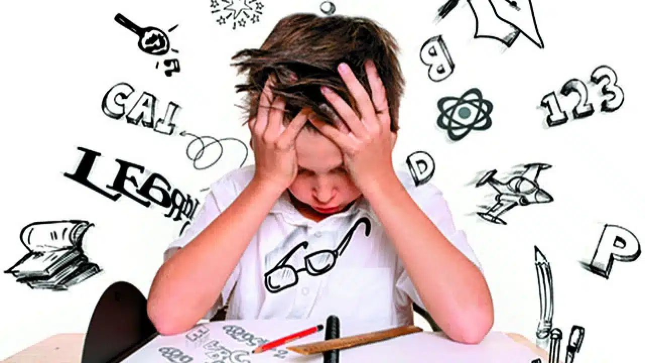 طفلي يعيش في عالم صاخب