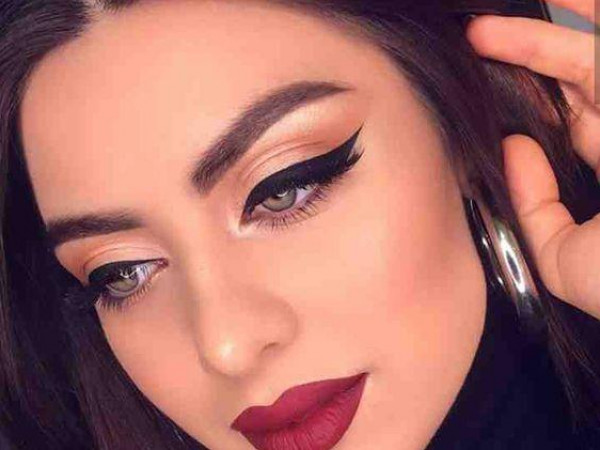 اختيار المكياج المناسب للبشرة الخليجية