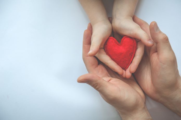 الأسرة الملاذ الصحي للأطفال