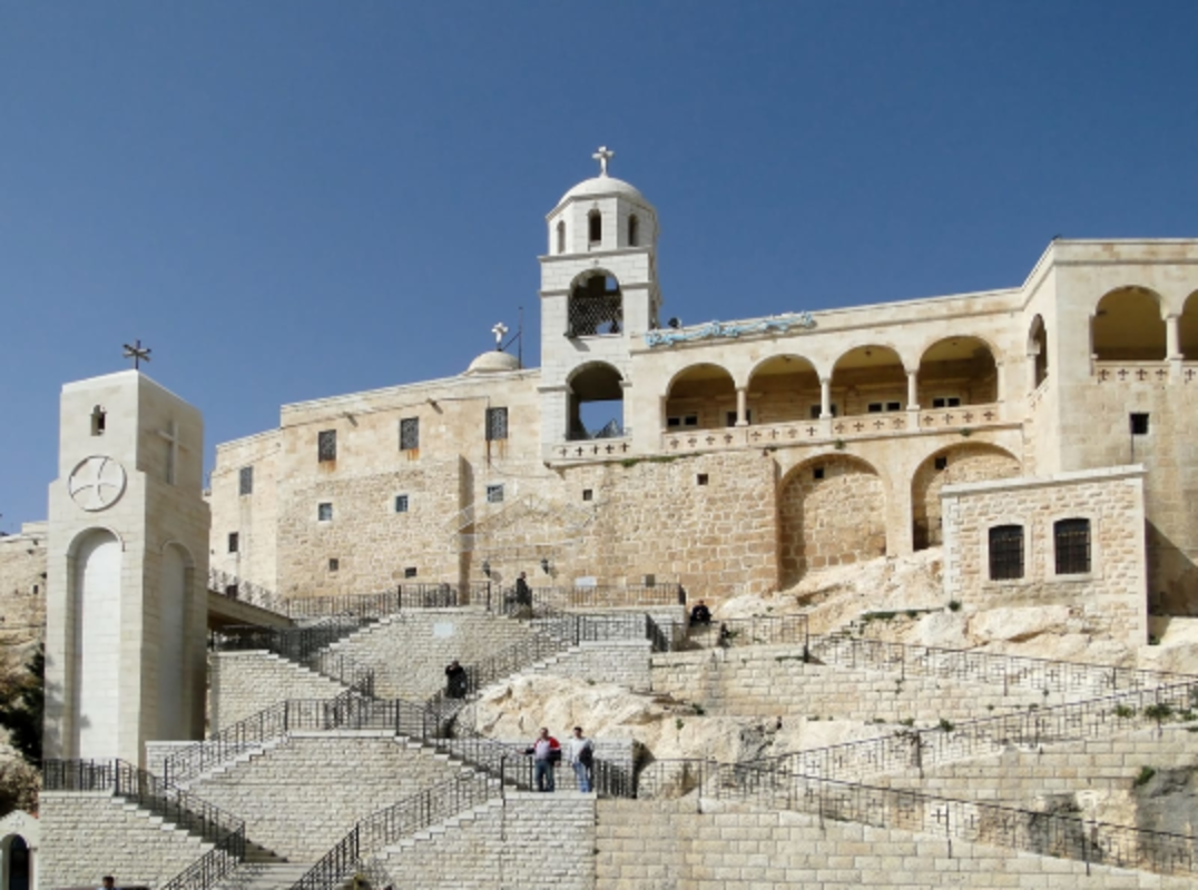 رحلة إلى صيدنايا ومعلولا روائع مسيحية في قلب الجبال