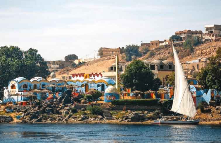 القرى النوبية الخاصة: تجربة ثقافية ساخرة بعيداً عن الزحام