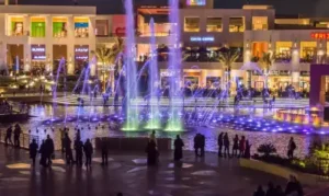 تجمع بين الثقافة والتسوق: أفضل المولات والأسواق الفاخرة في القاهرة