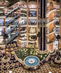 تجمع بين الثقافة والتسوق: أفضل المولات والأسواق الفاخرة في القاهرة