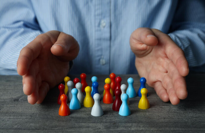 العلاقة بين الفروق الفردية والتحصيل الأكاديمي