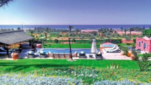 القرى السياحية