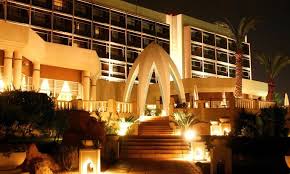 كيف تختار المنتجع الفاخر الأنسب في تونس؟