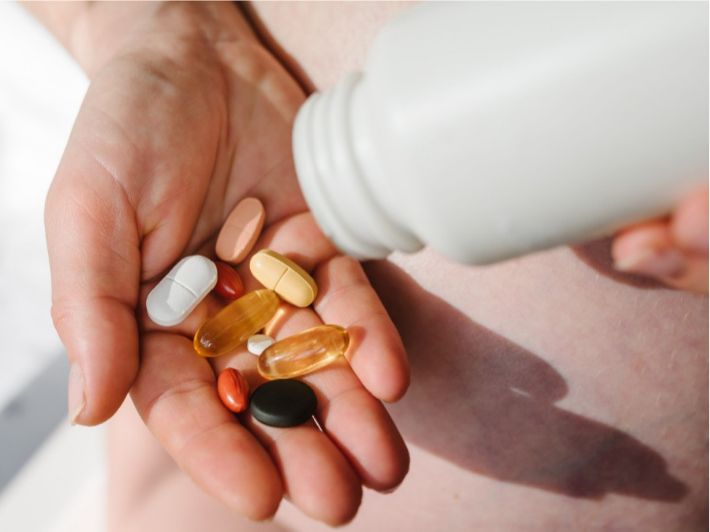 المكملات الغذائية الضرورية للمرأة فوق 50