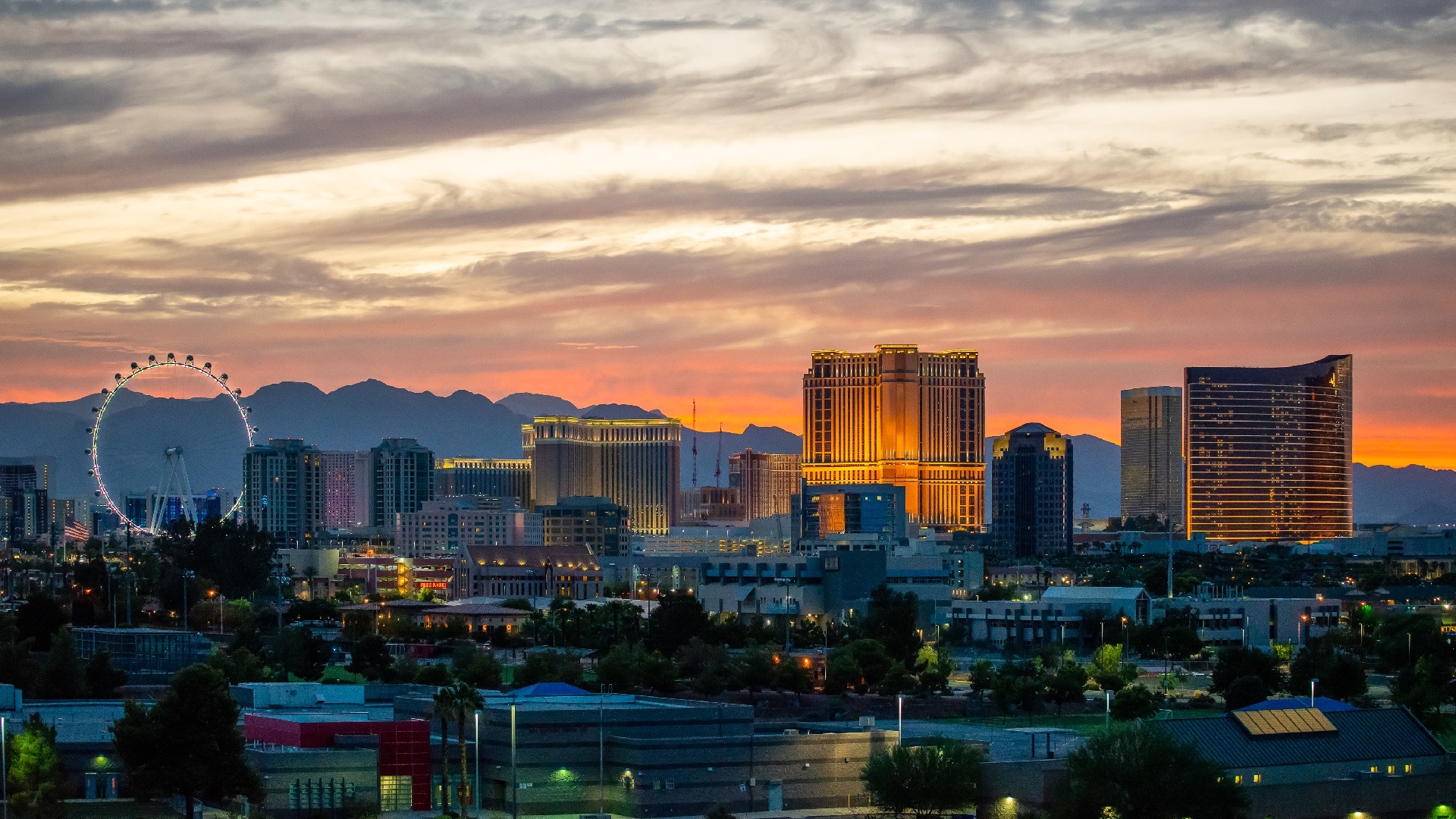 السياحة في لاس فيغاس: فنادق VIP وتجارب حصرية