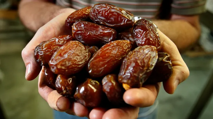 أفضل أنواع التمر وفوائدها الصحية حسب أبحاث التغذية العلاجية