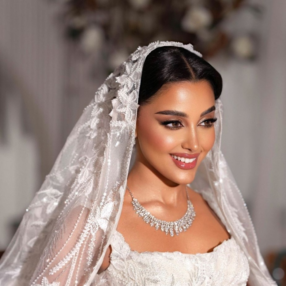 مكياج عروس شرقي: جدول تجهيزات قبل الزفاف (ببساطة وهدوء)