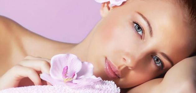 ترتيب العناية قبل المكياج: خطوات بسيطة لبشرة ثابتة دون تكتل