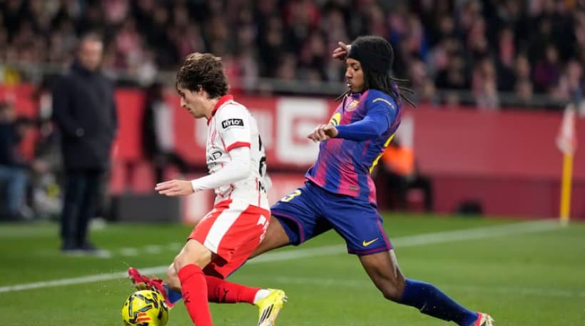 جدل وحالات تحكيمية في مباراة برشلونة وجيرونا