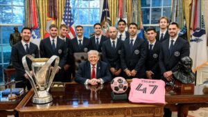 ميسي وفريقه في ضيافة ترامب