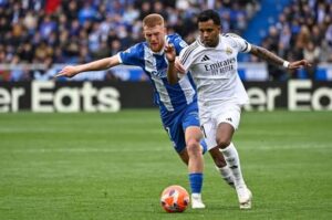 مباراة ريال مدريد وديبورتيفو ألافيس